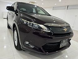 Toyota Harrier 2.0 Sunroof 2015 Red Rear Entertainment